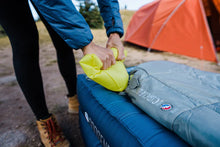 Load image into Gallery viewer, Big Agnes Circle Back Insulated Sleeping Mat